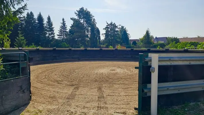 Reitanlage mit vielfältigem Entwicklungspotenzial nahe Berlin