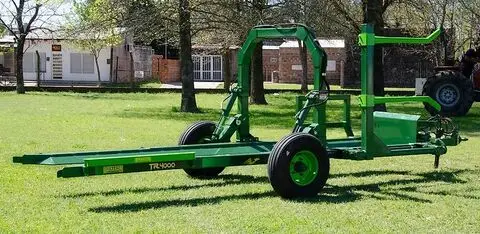 Ballentransportwagen TR4000/1 – 4 Ballen, Aufnah