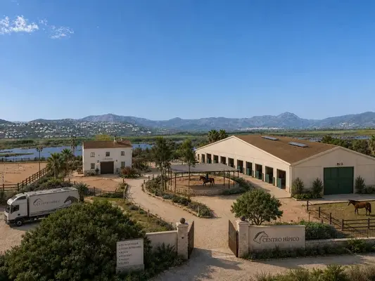 Wunderschönes Reitprojekt in der Nähe von Oliva (MET), in direkter Nähe eines Naturparks