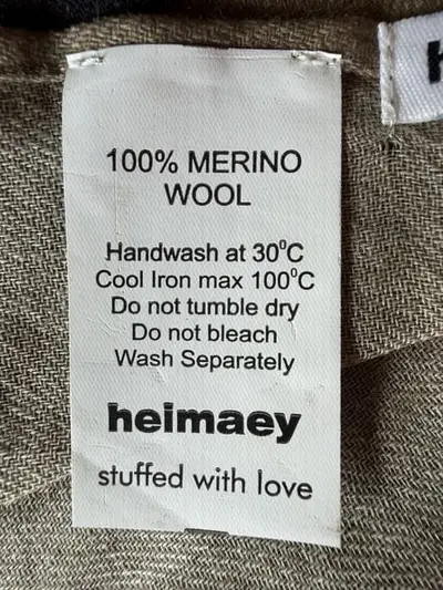Heimaey 100% Merino-Tuch/Schal mit Islandpferden in verschiedenen Farben