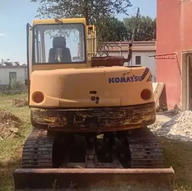 Komatsu PC75