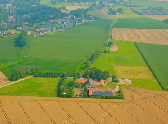 Freie Pferdeboxen auf dem Braaklander Hof bei Neerstedt!