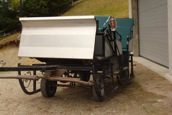 Kombinierter Pferdeschlitten