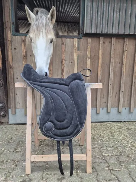 Signum Pad Dressage in Schwarz, größe L