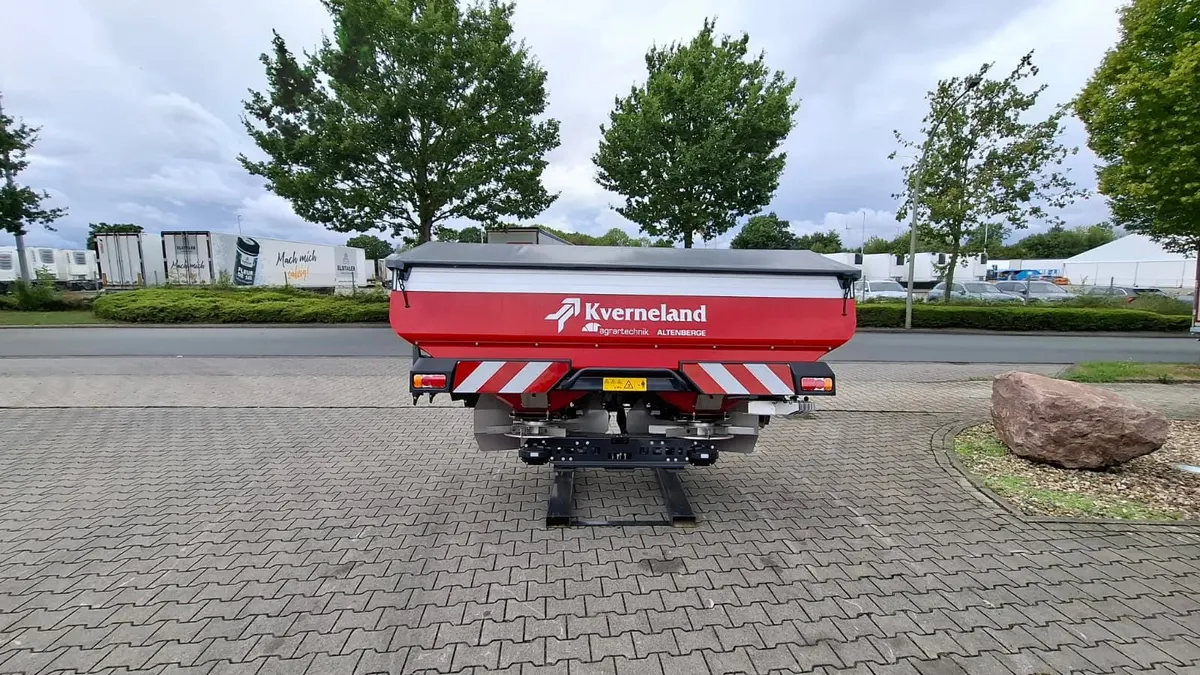 Kverneland Exacta TL iDC 1875 Geospread