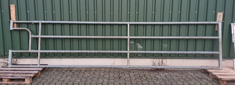 verschiedene Abtrennungen/Tore von Patura