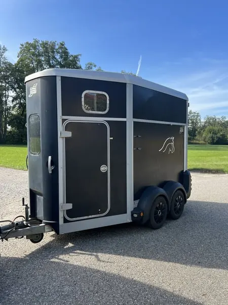 Pferdeanhänger Ifor Williams HB506