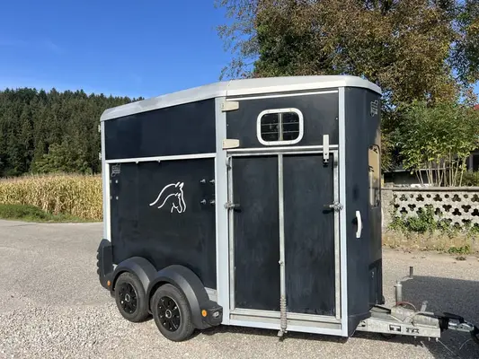 Pferdeanhänger Ifor Williams HB506