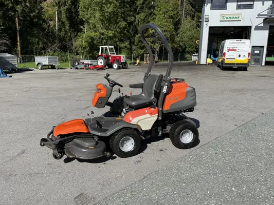 Husqvarna P 524X EFI tondeuse communale