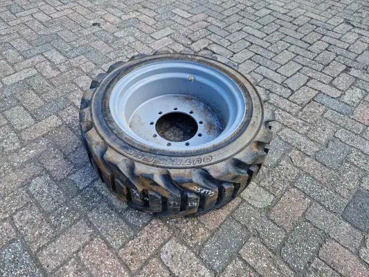 nieuwe OUTRIGGER volgeschuimde hoogwerk