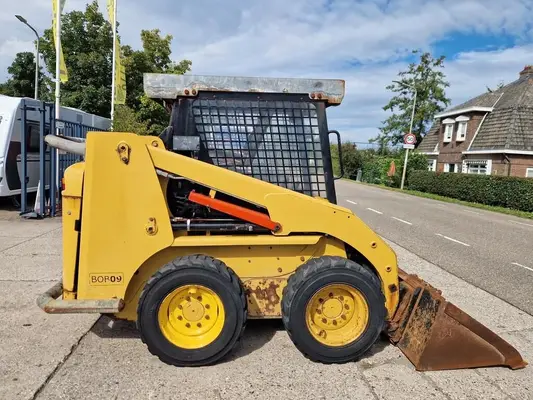 CAT 216B3 schranklader met 1191 uur