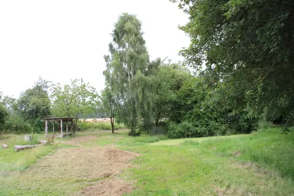 Etablierte Ranch- und Reitanlage – ca. 8 ha arrondierte Fläche – vielseitig nutzbar