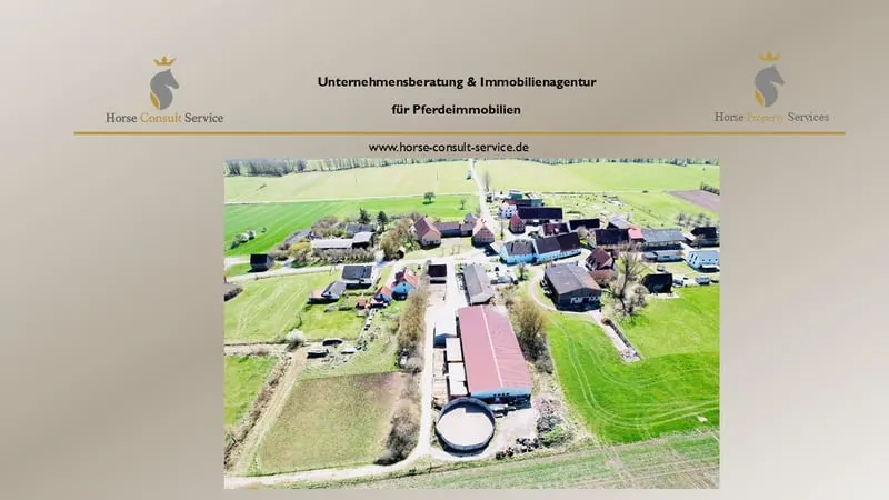 Reitanwesen mit großem Wohnhaus und Entwicklungspotenzial