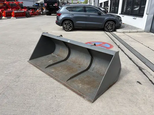 Stekro Schaufel gerundet 2,1m