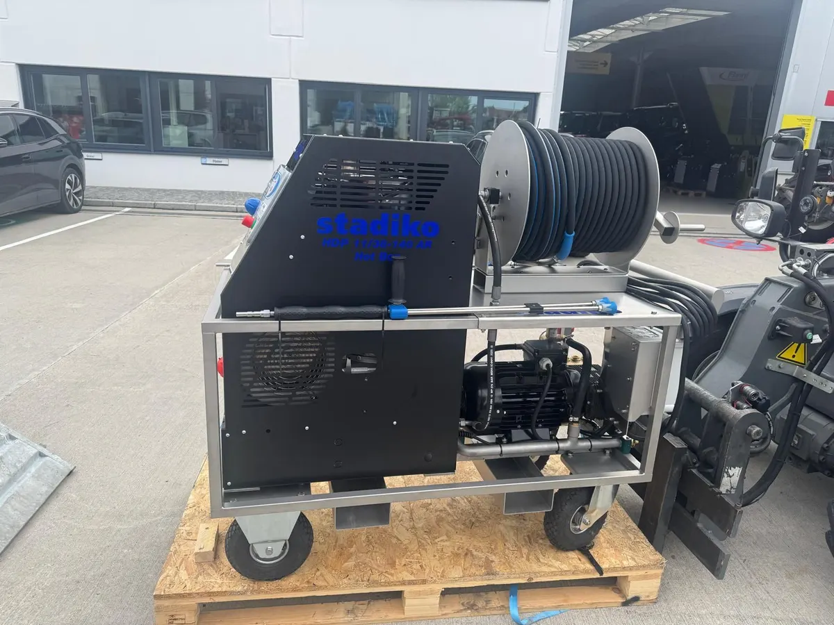 Stadiko HDP 11/38-140 Hot Box, 140 bar, 2280 l/Std.
