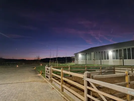 Stallarbeiterstelle ab sofort frei