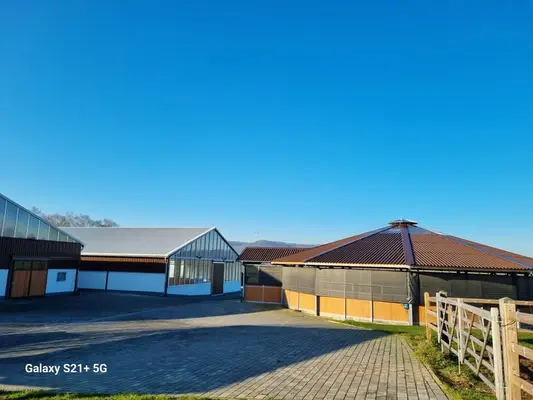Stallarbeiterstelle ab sofort frei