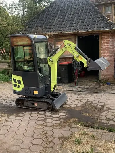 Minibagger. 1.5 T Diesel nur 80 Stunden