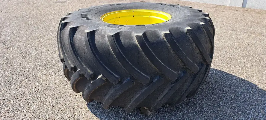 Continental 900/60R32 SVT 176A8