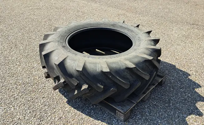 Vredestein 14.9R28 128 A8