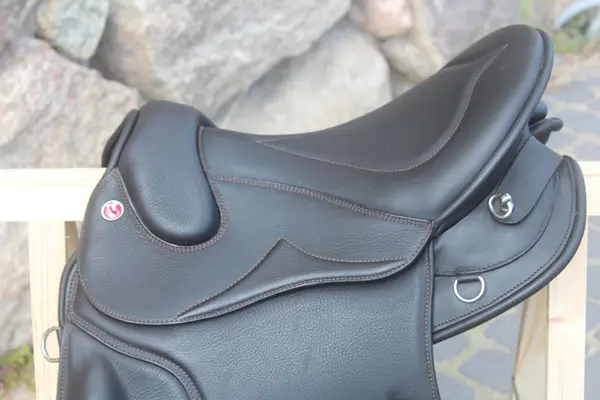 KIEFFER TRAIL Trekking / endurance Saddle New !!!