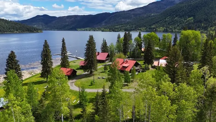 10 ha Lebensoase. Traum-Destination für geführte Reit-Touren. Kanada - British Columbia.