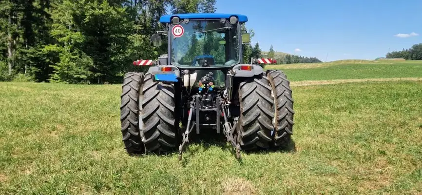 New Holland TN95DA