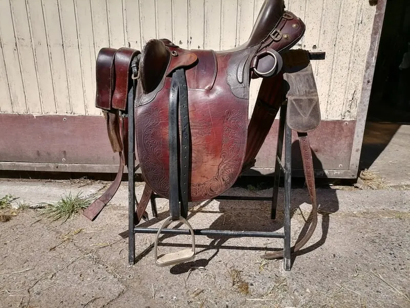 Australischer Stocksattel für Kaltblüter