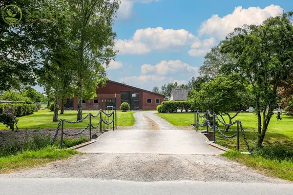 Modernisierter Resthof in Belum-Kehdingbruch mit Grünland und optional 28 ha Ackerland