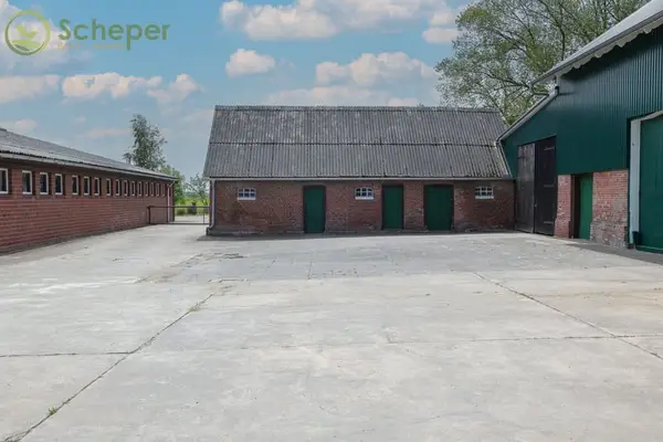 Modernisierter Resthof in Belum-Kehdingbruch mit Grünland und optional 28 ha Ackerland