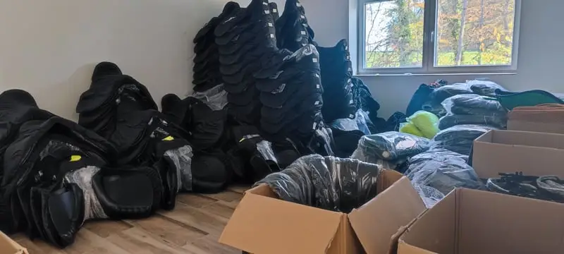 Sättel, Trensen usw. Konkursmasse Supergünstig