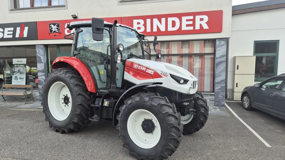 Steyr 4100 PLUS