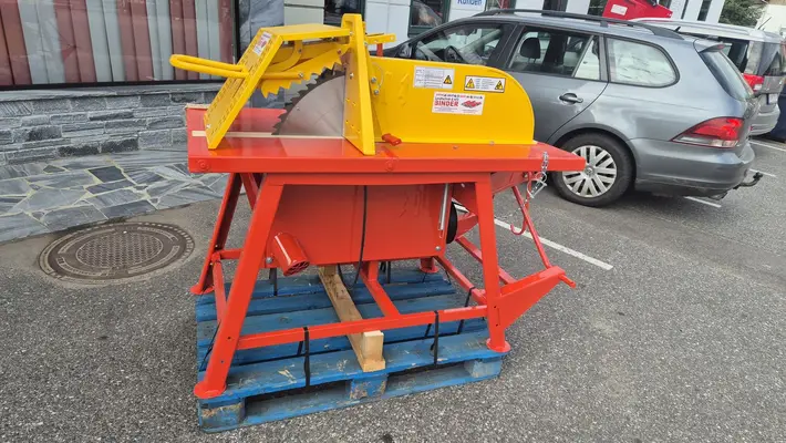 EcoLine Traktor-Rolltischkreissäge TKS 700+Widia
