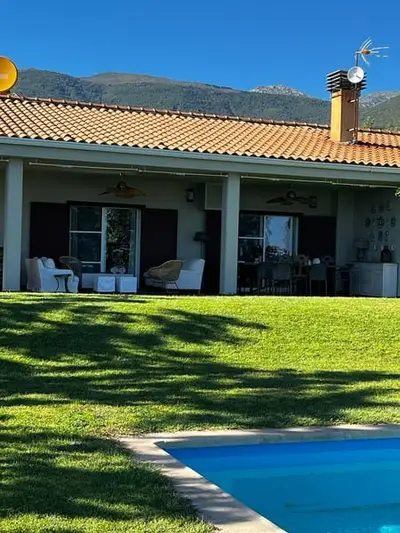 Finca im Gebiet von Gredos in Ensueño