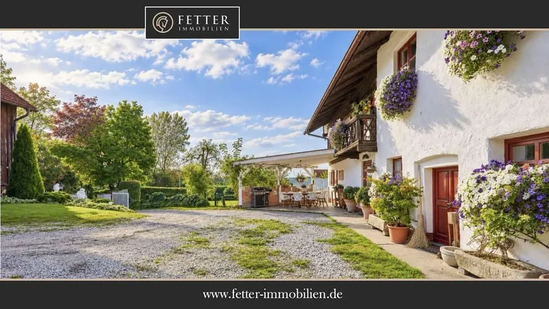 Pferdehof in Niederbayern inklusive Reithalle, schickem Landhaus und beheiztem Pool!