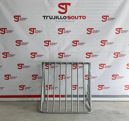 FORRAJERA PARED 1m.