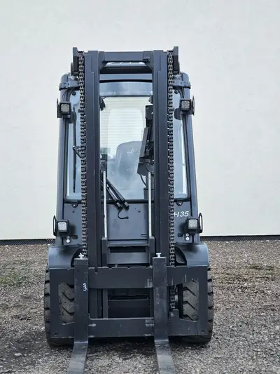 Forklift truck Linde H35D-02