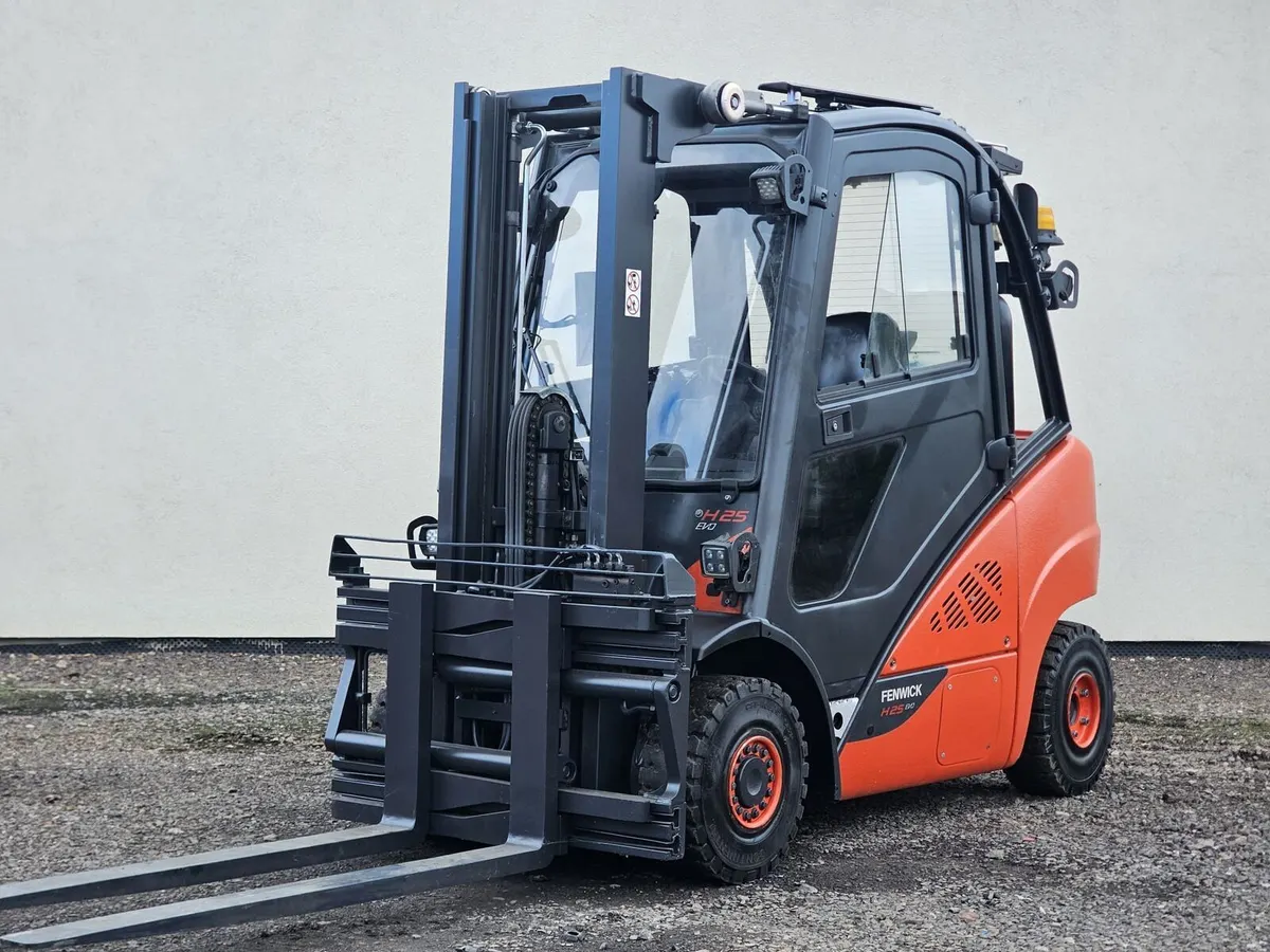 Linde H25T-02