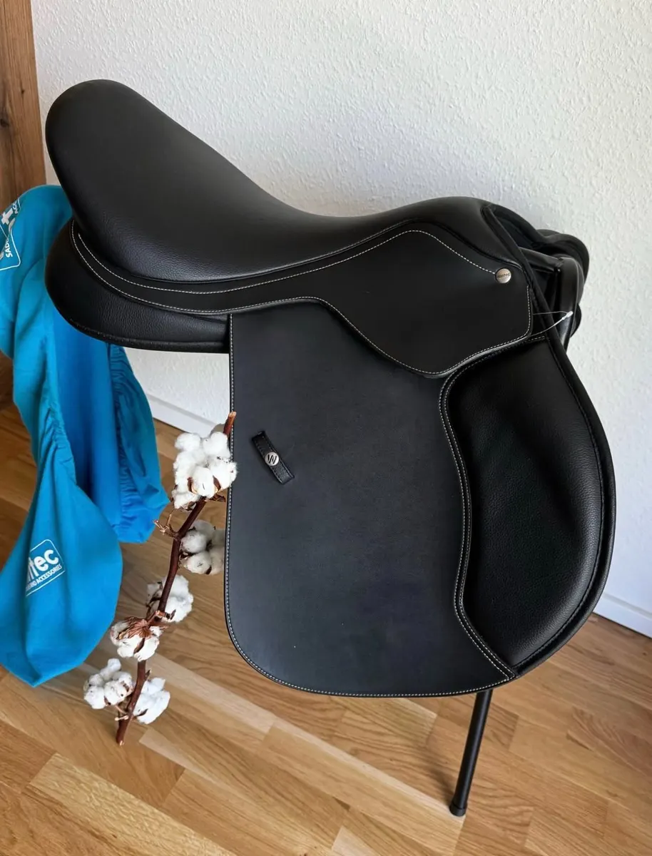 Wintec Springsattel 17,5 Zoll – Neu!