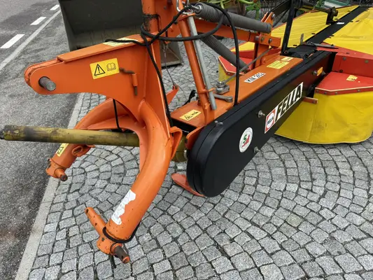 Fella KM 262