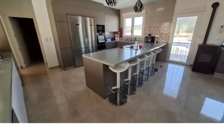 LUXURY EQUESTRIAN ESTATE WITH LUXURY LANDHOUSE