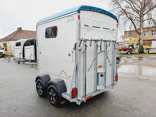 Böckmann Portax SKA PKW-Pferdeanhänger 2,4t neues Modell