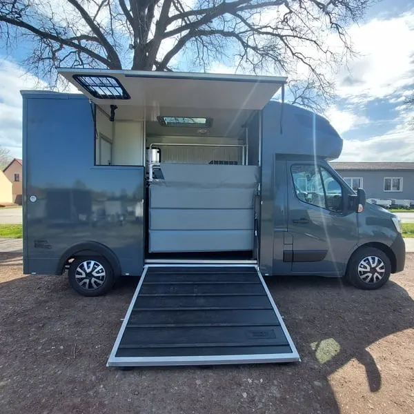 MSG Pferdetransporter Renault Master Stablehopper NEU