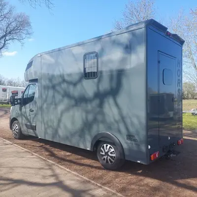 MSG Pferdetransporter Renault Master Stablehopper NEU