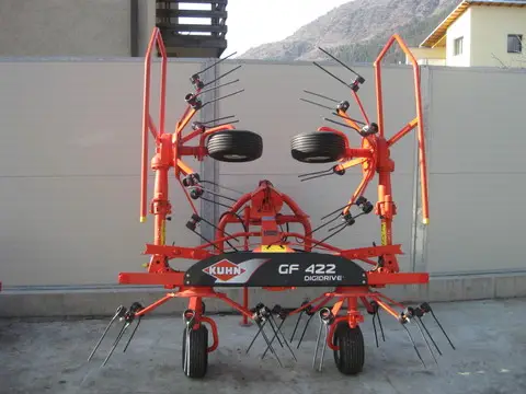 Kuhn GF422