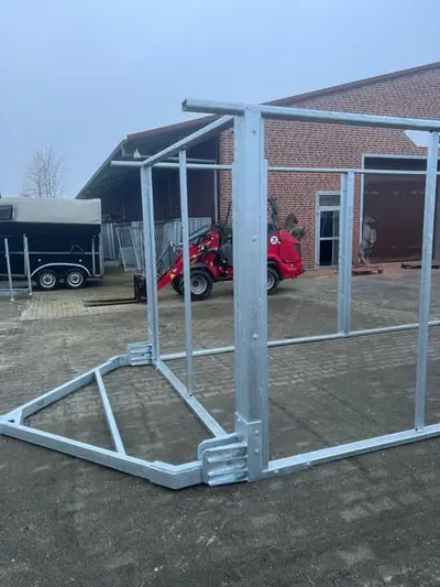 Mobiler fahrbarer Weideunterstand, Stall, Weidehütte