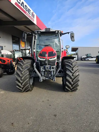 Massey Ferguson MF 5S.145 Dyna-VT Exclusive