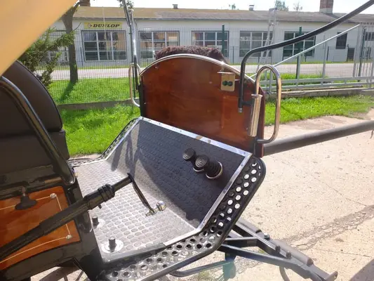 Neuer Planwagen