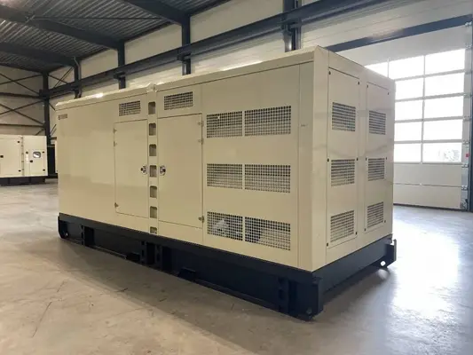 8M33G1000/5 - 1000 kVA Generator - DPX-19882