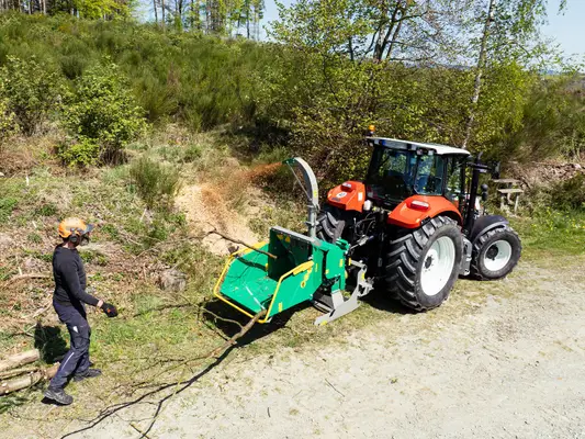 HS 170 Holzhacker /Holzhäcksler für Traktor
